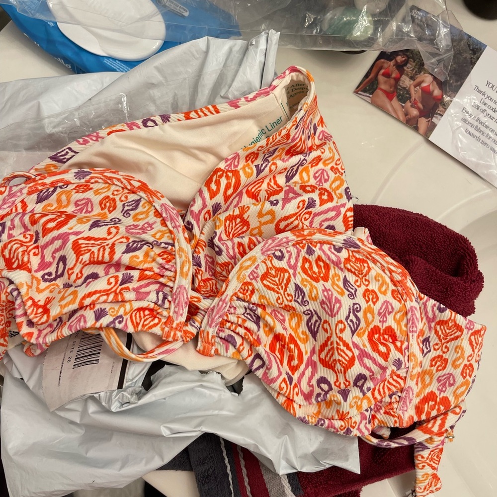 Top and bottom swimsuit